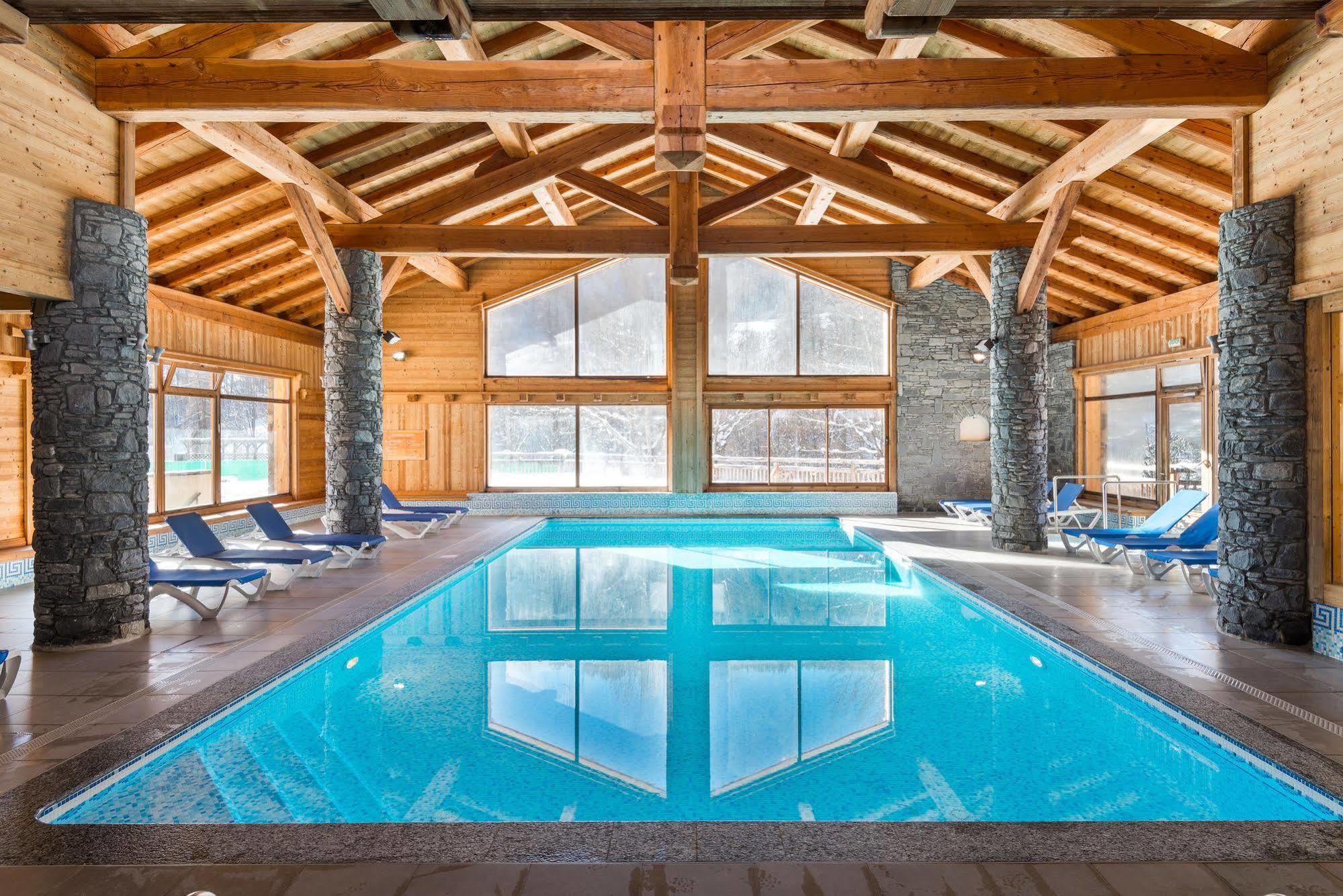 Lagrange Vacances Le Hameau Du Rocher Blanc Serre Chevalier Zewnętrze zdjęcie