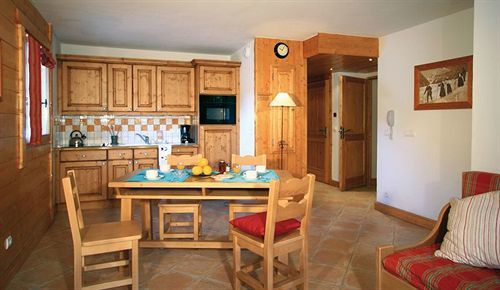 Lagrange Vacances Le Hameau Du Rocher Blanc Serre Chevalier Zewnętrze zdjęcie